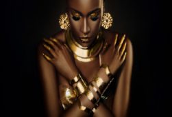 Art,Portrait,African,Woman,Fashion,Model,On,Black,Background,,Gold Milano Fashion Week